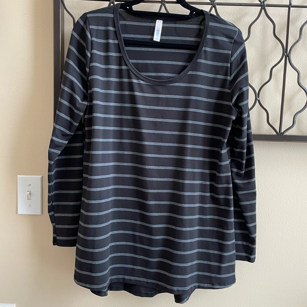 LuLaRoe Lynnae NWOT size XL 🖤